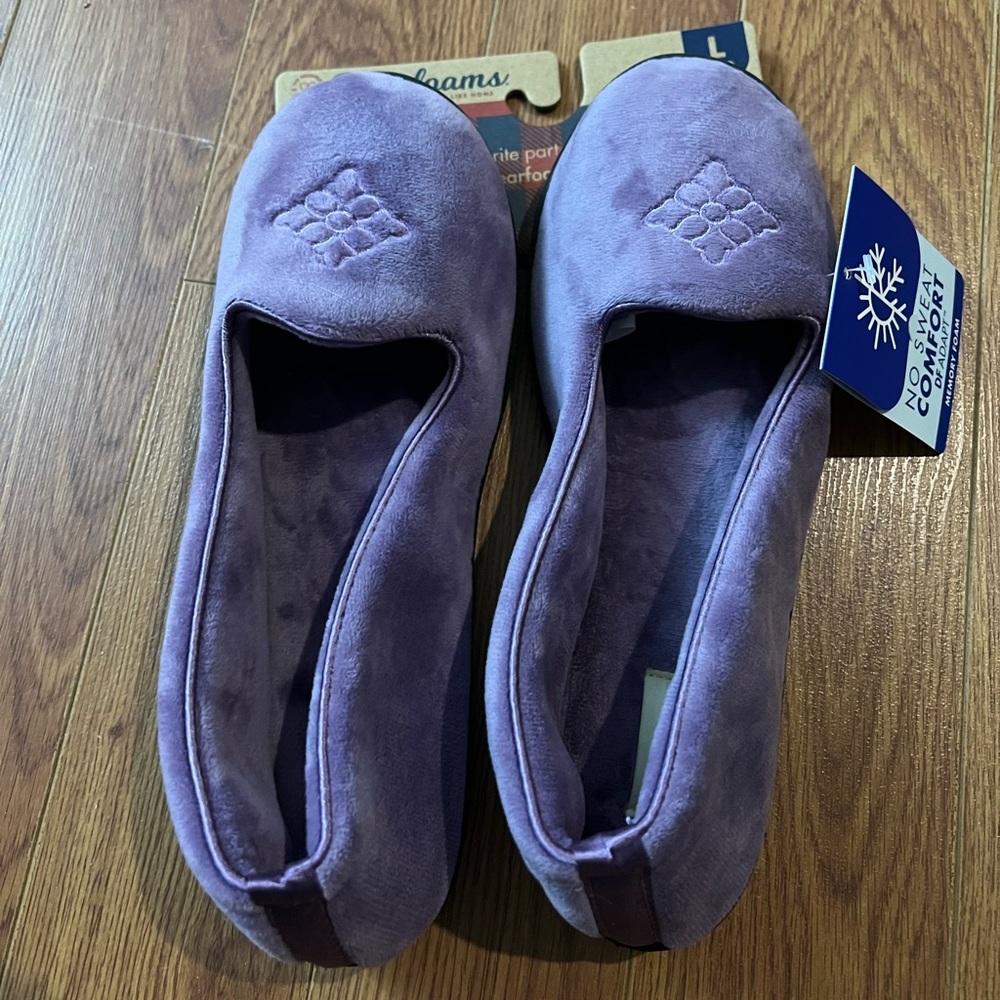 Dearfoam slip on memory cool slippers